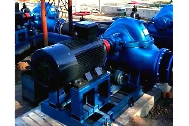 广州蒋皓现代农业发展有限公司3台500mm口径双吸泵沈阳康平卧龙湖正在安装